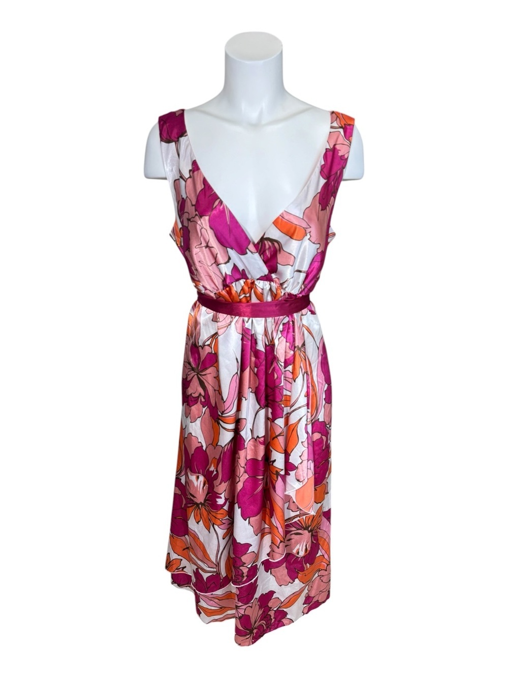 Ripe Limited Vneck Floral Midi Dress Size Large